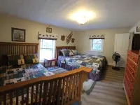 Cozy Farmhouse w/ short walk to private to private lake Hotels in Barry County