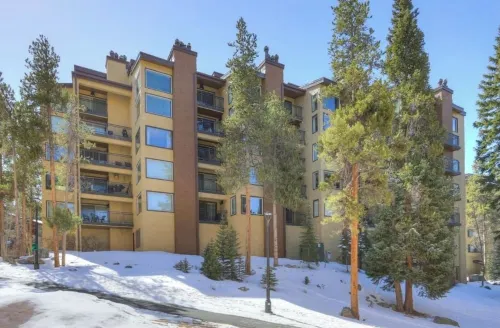 Slope side in the heart of Breck