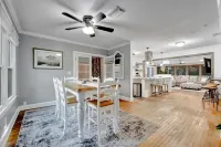 Outdoor Poolside Family Oasis - Historic Bradenton