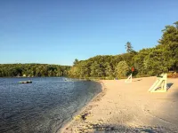 Lake House in the Summer, Ski Chalet in the Winter, Pet Friendly!