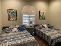 Beautiful quiet AZ getaway with heated pool, pool table, 2 king beds+ STR0000361