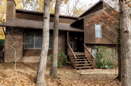 Charming 4-bedroom home with Hot Tub and Pool Table in Massanutten Resort