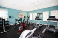 Modern Luxury Retreat - Mickey & Harry Potter Beds - Gym