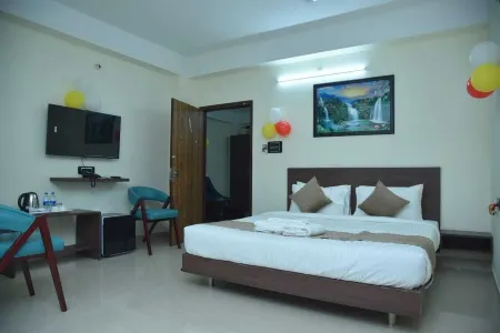 Hotel Crown Castle Отели в г. Городской округ Камруп