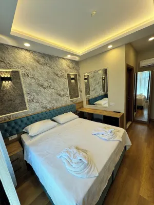 Riverside Hotel - 2-Star