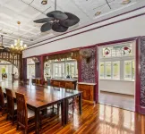 Avenues Xchange Hotels in Mundingburra