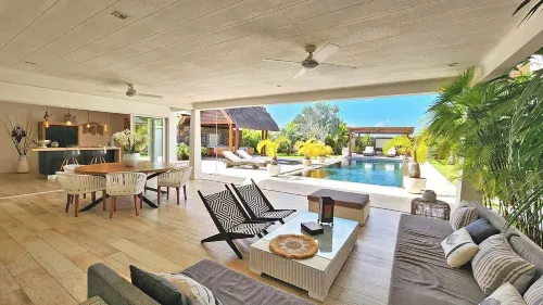 Clos du Littoral by Fine & Country Hôtels à : Fond du Sac