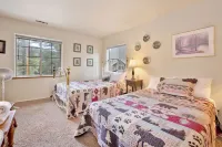 Idle Hours Inn- Family Cabin w/ Hot Tub at Big Bear - Pet friendly