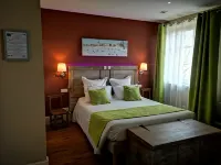 Le Relais des Deux Tours Hotels in Baume-les-Dames