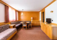 Apartments Lores Hotels in Selva di Val Gardena