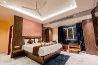 Hotel Serene Palace