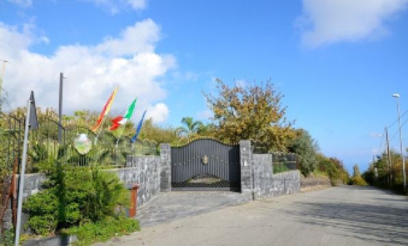 B&B Dimora dell' Etna - Housity