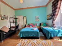 Apart Bernard Rooms Hotels in Newington