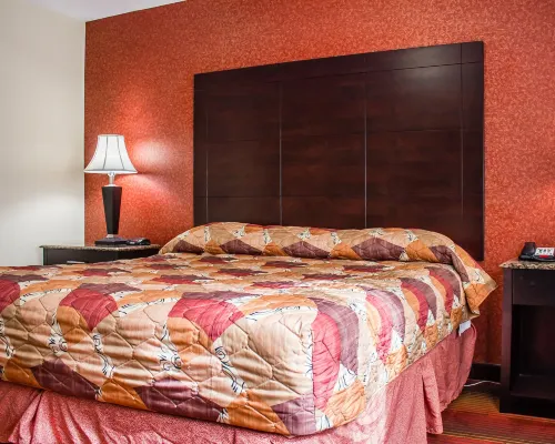 Rodeway Inn MacArthur Airport Hotels in Hauppauge