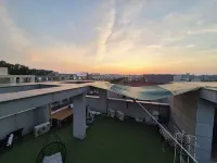 Yolo House - Mountain View