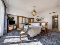 Fairmont le Montreux Palace Hotels in der Nähe von IHTTI School of Hotel & Design Management