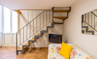 Vomero Duplex Apartment by Wonderful Italy