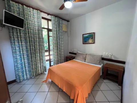 Pousada Paraíso Ilha Grande Hotels near Ilha Grande