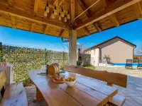 Villa Lemily Hotel di 