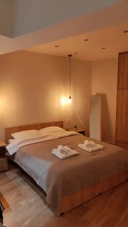 Milies Creekside Studio