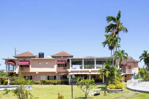 Silver Creek Resort Hoteles en Runaway Bay
