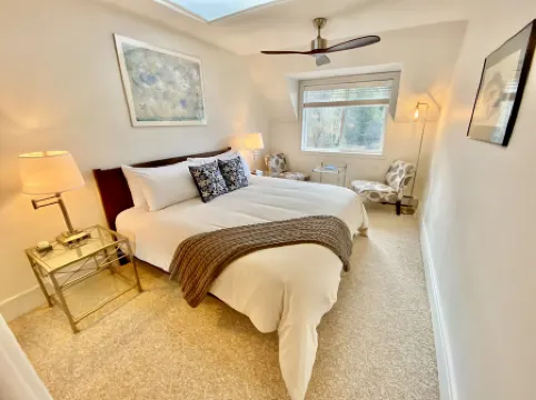 Otter's Pond Bed and Breakfast