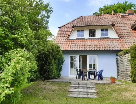 Apartments Blue House, Putbus Отели в г. Путбус