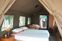 Warthogs Safari Camp