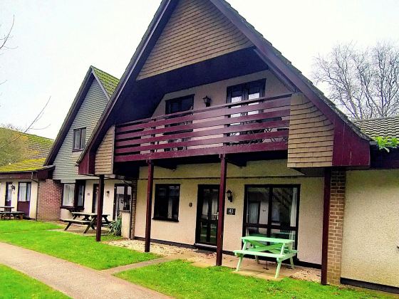 Trevithick Cottage Sleeps 6 Dog Friendly Parking