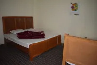 Sweet Dreams Hotel Hotels in Burawai