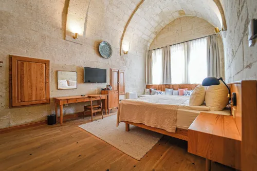 SEDİRLİ Konak Hotel