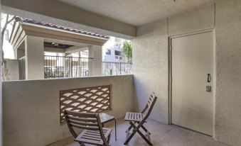 Executive 2 Bdrm Condo in the Heart of Biltmore!