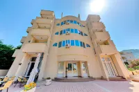Hotel Dana Hotels in Čanj