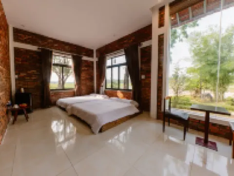 SON Home Garden Hue Hotels in Thuy Bieu