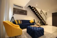 Embassy Gardens - One Bed - Beach