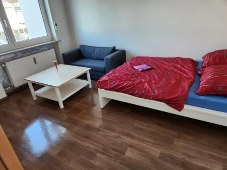Einfache 1-Zimmer Wohnung für Max 4 Отели в г. Бад-Вёрисхофен