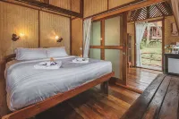 Banyan Bay Villas - balcony