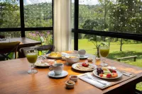 Hotel Fazenda Morros Verdes Ecolodge - breakfast