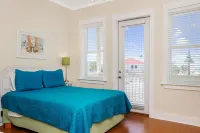 Waterside Village Cottage 3220 by Pristine Properties Vacation Rentals Hotels in Mexico Beach