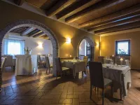 Osteria dei Segreti Hotels in Cingoli