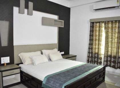 Mayur Hotel
