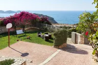 Okeanides Villas