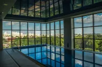 DoubleTree by Hilton Lodz - piscina