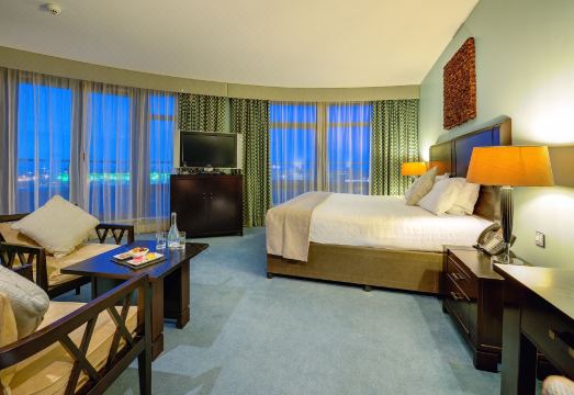 코크 인터내셔널 호텔의 루프탑 테라스