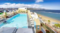 Bull Reina Isabel & Spa - شاطئ