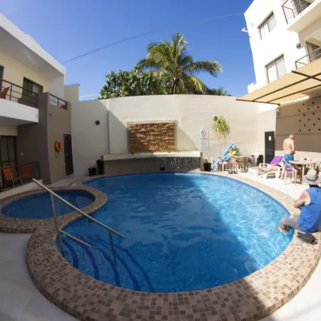 Hotel & Suites Domani