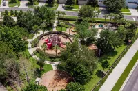 Windsor Hills Condo w/all things Mickey. Pool/Waterpark and minutes from Disney!