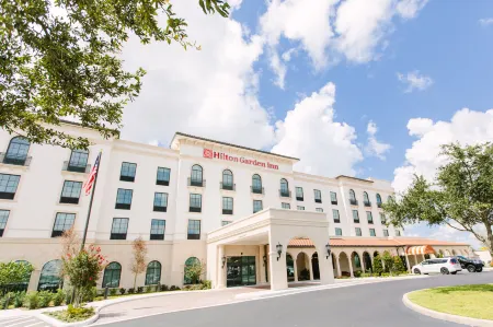 Hilton Garden Inn Winter Park Отели рядом с достопримечательностью «Savannah Cove of Maitland»