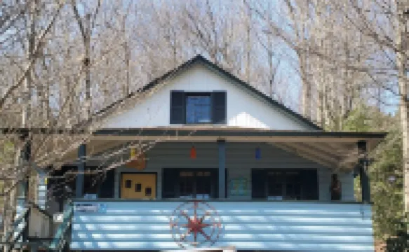 Lake Front Bethel Woods Dine Alfresco 4 Burner Grill and Flat Top on Lake & Frig