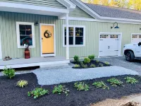 Shipbuilder's Retreat, Unit 2, Sleeps 6, 5 minutes to Harbor Hotels in Boothbay